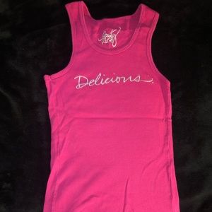 VS pink tank - ”delicious” - super small!